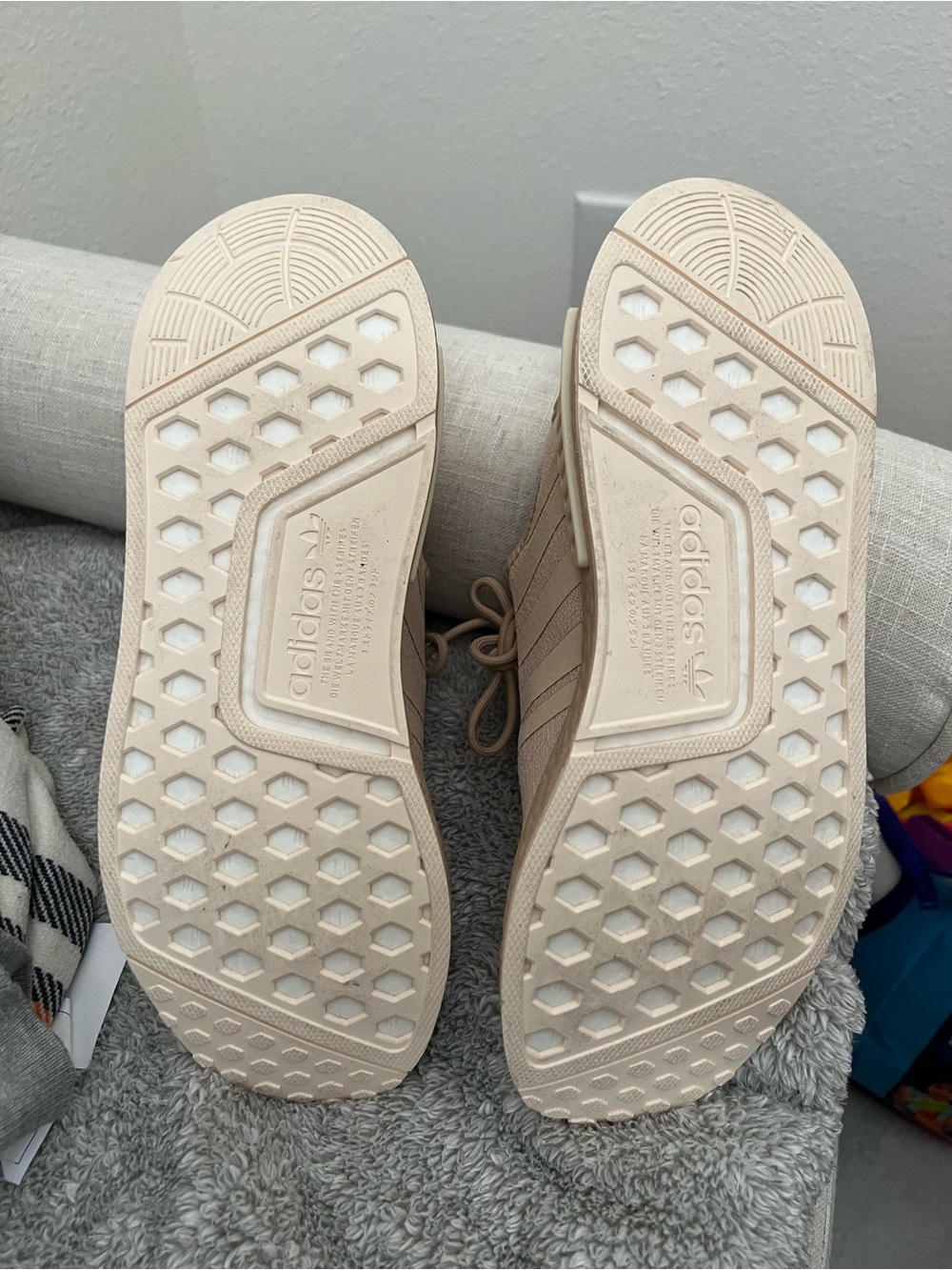 Women's Adidas Originals NMD R1 Casual Shoes Size 8.5 – Blush Pink/Beige/Tan - Picture 8 of 8